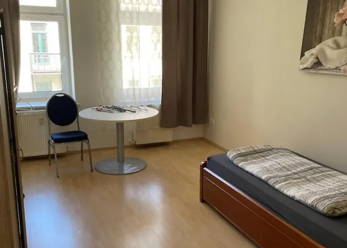 Dkn-ihr Zuhause Auf Zeit In - Voll Moebliert - Naehe Hauptbahnhof Apartment Leipzig