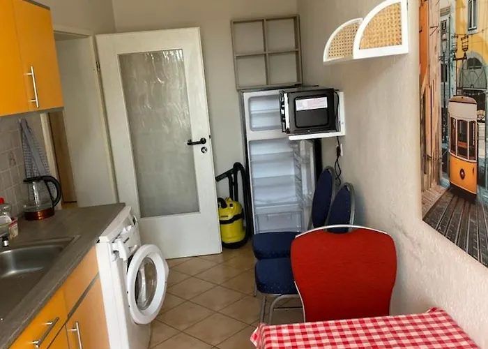 Dkn-ihr Zuhause Auf Zeit In - Voll Moebliert - Naehe Hauptbahnhof